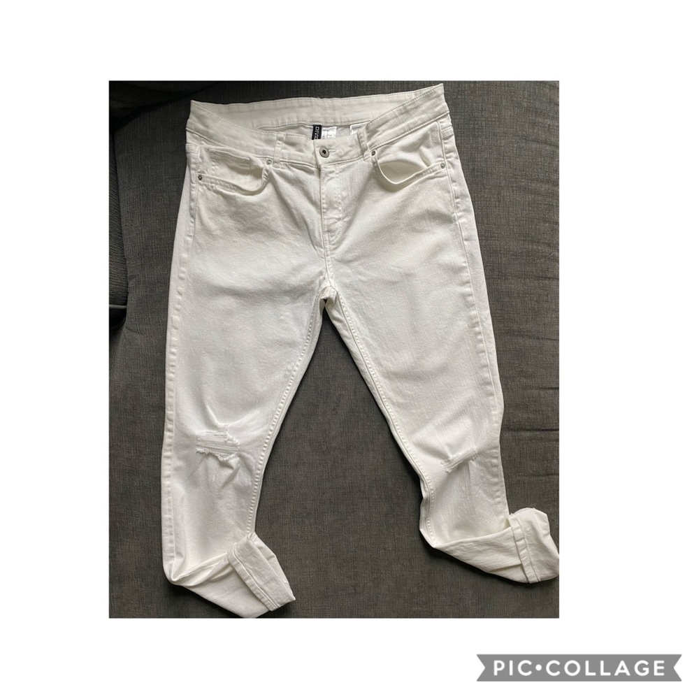 distressed low waist Jean